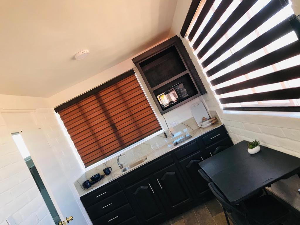 Hotel And Suites Cananea エクステリア 写真