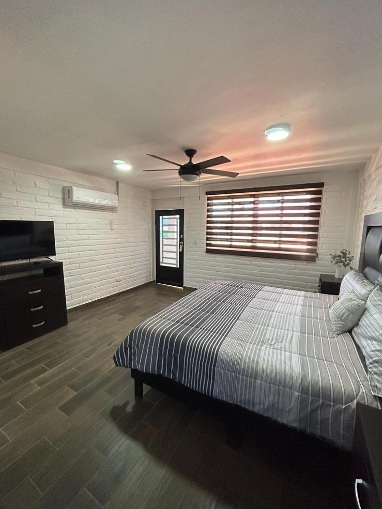 Hotel And Suites Cananea エクステリア 写真