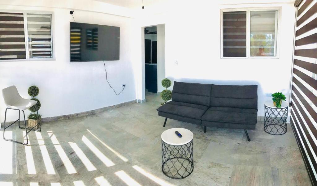 Hotel And Suites Cananea エクステリア 写真