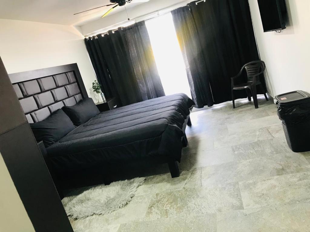 Hotel And Suites Cananea エクステリア 写真