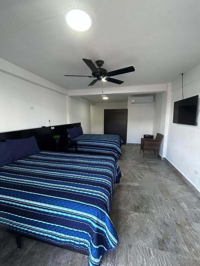 Hotel And Suites Cananea エクステリア 写真